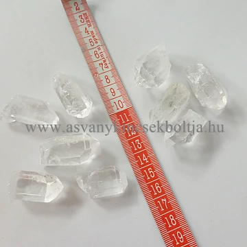 Hegyikristály természetes csúcsok