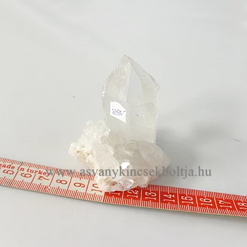 Hegyikristály kristály csoport 8350