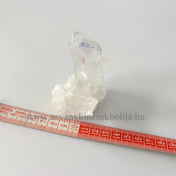 Hegyikristály kristály csoport 8850