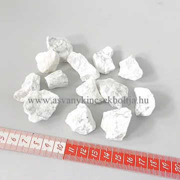 Howlit kicsi nyers kövek Howlit kicsi nyers kövek