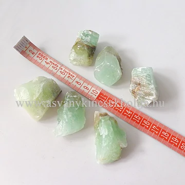 Zöld kalcit nyers kövek 1100