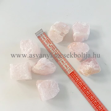 Rózsakvarc természetes kövek 600 Rózsakvarc természetes kövek 600