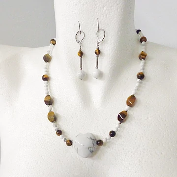 Howlit - tigrisszem egyedi szíves szett