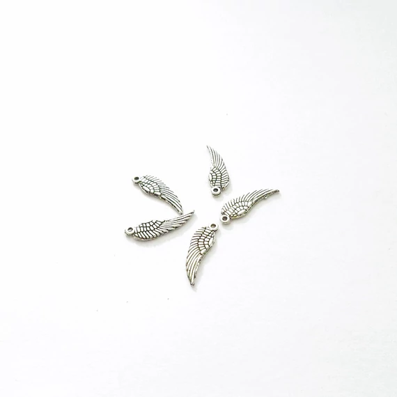 Angyalszárny erezett fityegő