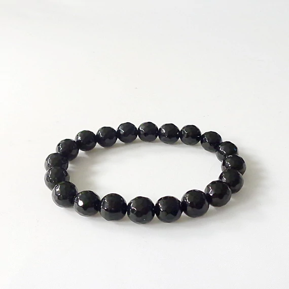 Ónix fazettált karkötő 10 mm