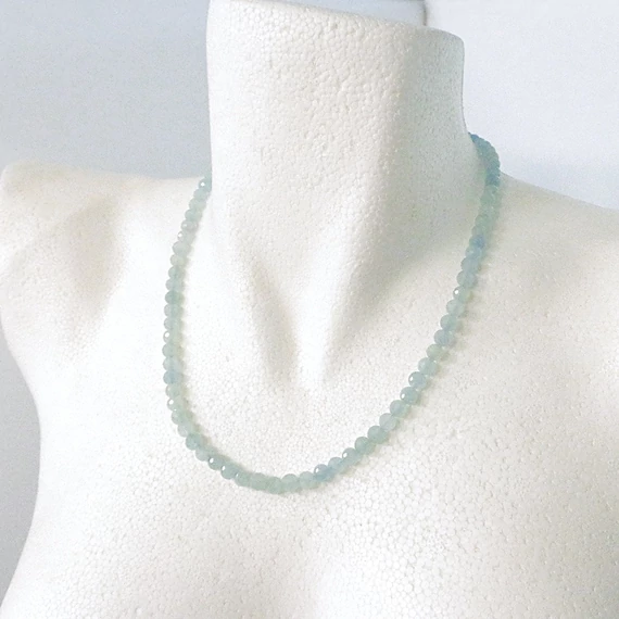 Akvamarin fazettált lánc 6 mm 50 cm