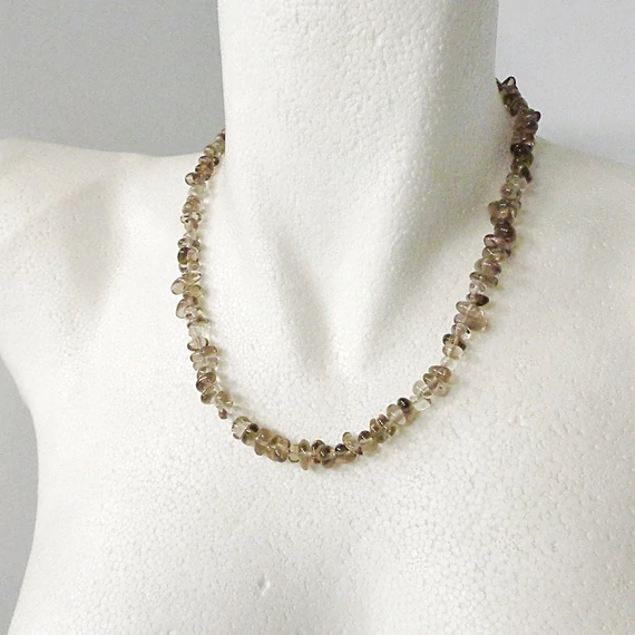 Füstkvarc szemcsés lánc 48 cm