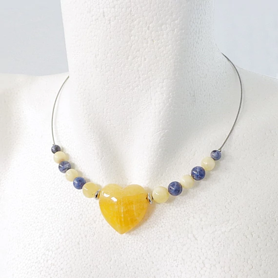 Kalcit - szodalit sodronyos lánc