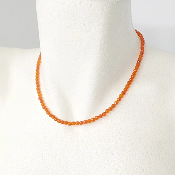 Karneol fazettált lánc 4 mm 41 cm