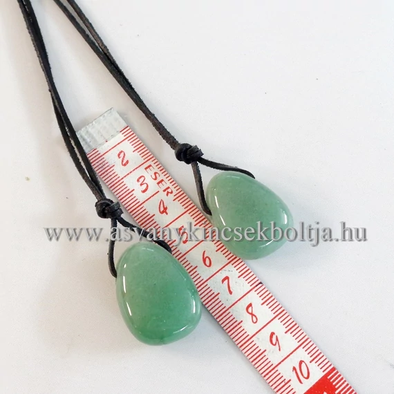 Aventurin fúrt medál 50 cm bőrszálon
