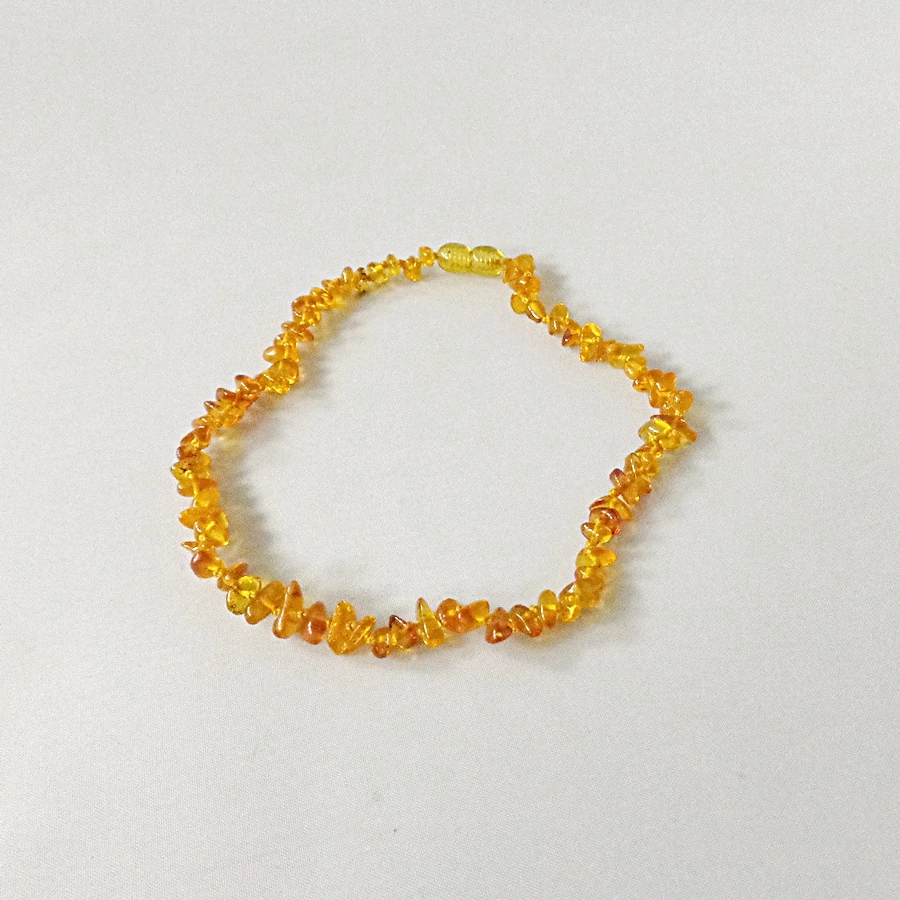 Borostyán gyermek lánc 32 cm