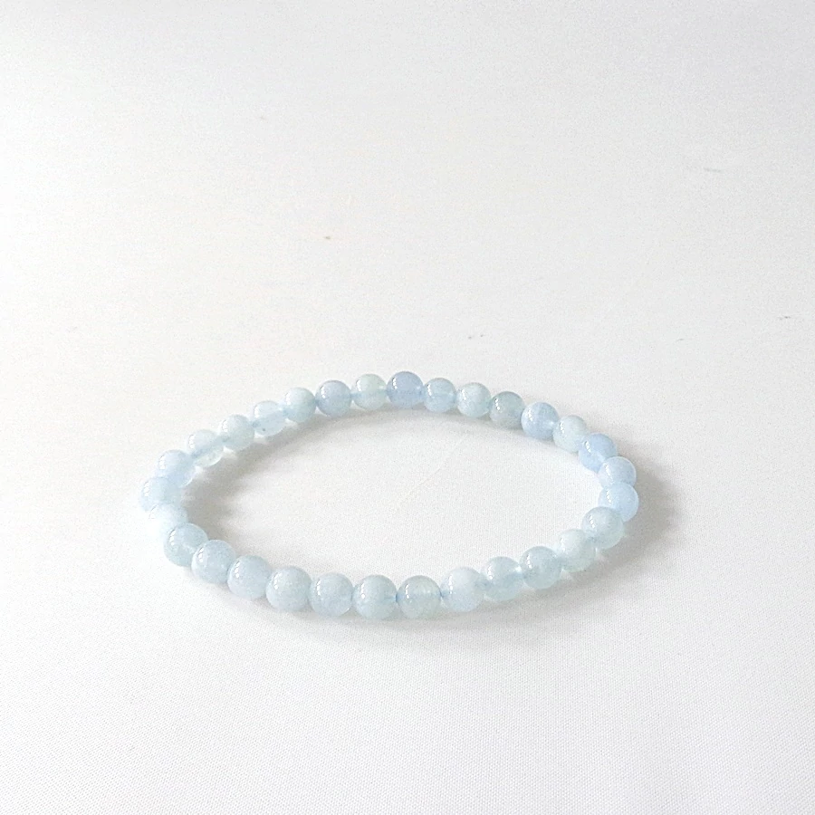 Akvamarin karkötő 6 mm