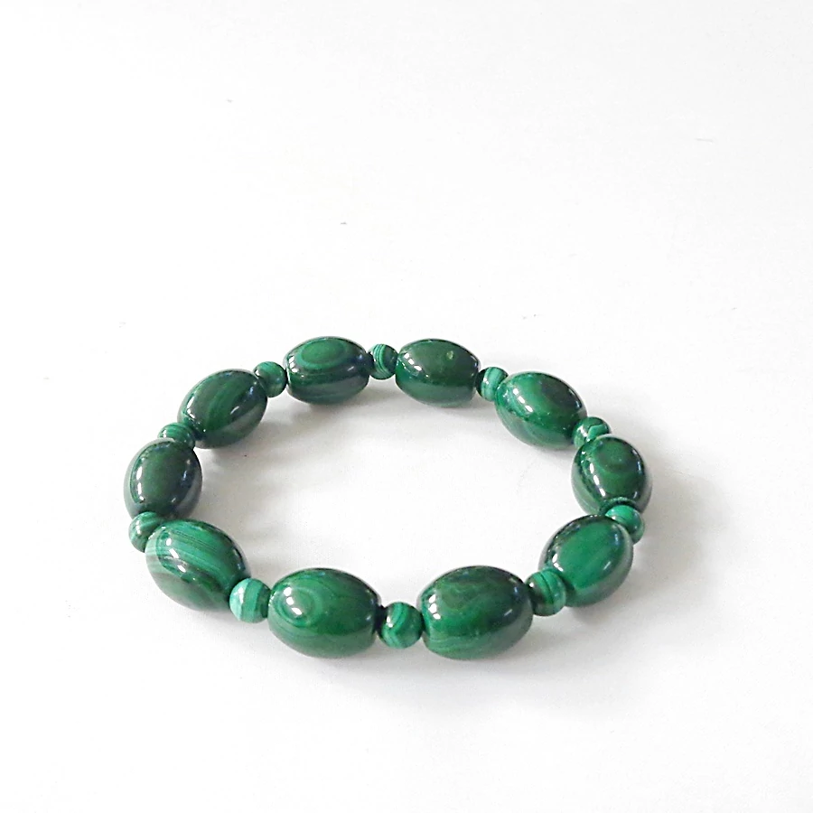 Malachit karkötő hordó formájú