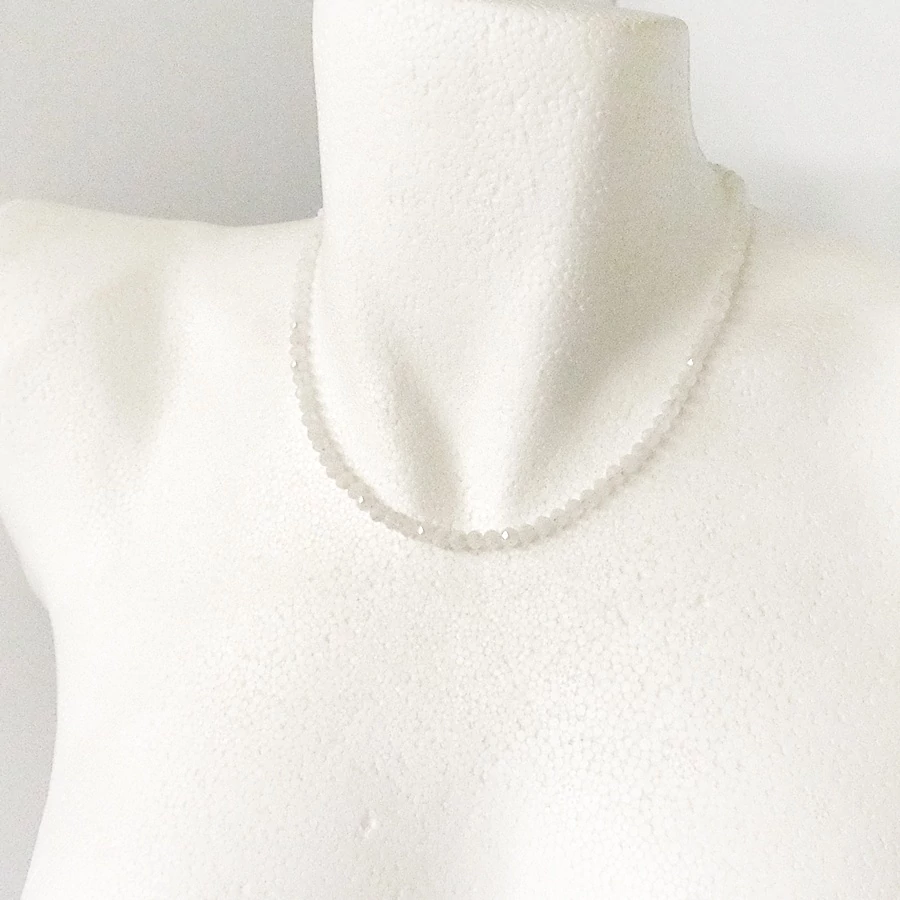 Holdkő fazettált nyaklánc 4 mm 42 cm