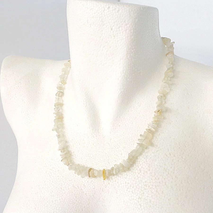 Holdkő szemcsés lánc 50 cm