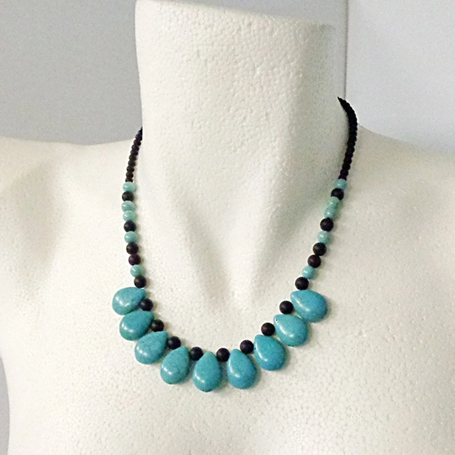 Türkinit nyaklánc csepp forma