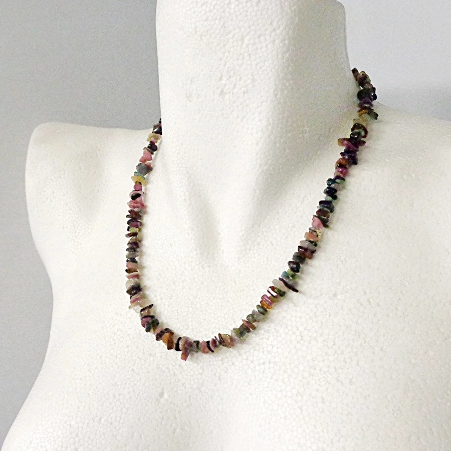 Színes turmalin szemcsés lánc 50 cm